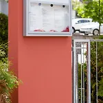 Uno Stuttgart Szálloda