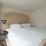 Uno Stuttgart Szálloda 3*
