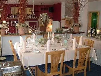 Uno Hotel Stuttgart Grossbettlingen 호텔