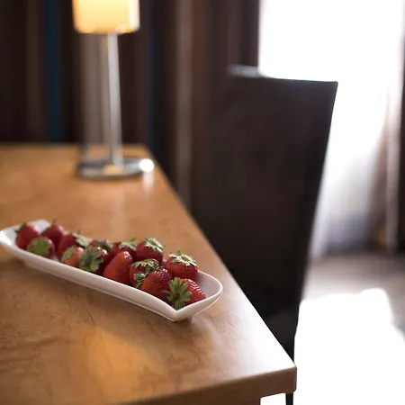 Uno Hotel Stuttgart Grossbettlingen 3*