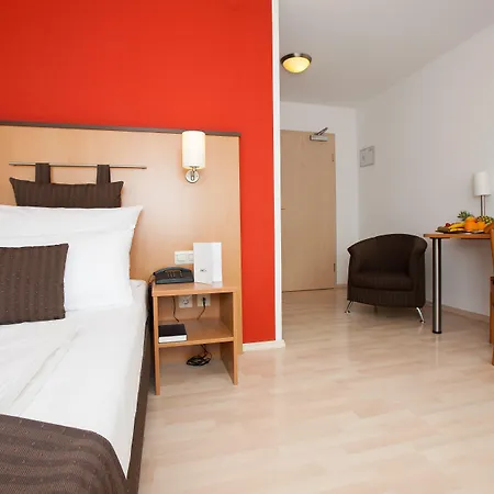 Uno Hotel Stuttgart Grossbettlingen 호텔