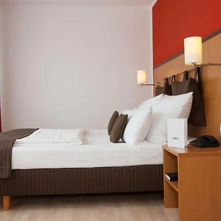 Hotel Uno Hotel Stuttgart Grossbettlingen 3*