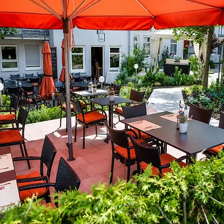 Hotel Stuttgart By Belvilla 3*