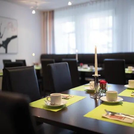 Stuttgart By Belvilla 3* Grossbettlingen