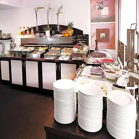 Stuttgart By Belvilla Hotell 3*