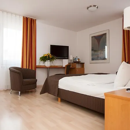 Uno Hotel Stuttgart Grossbettlingen Отель