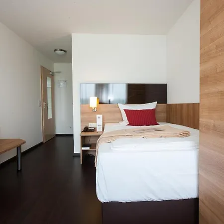 Отель Uno Hotel Stuttgart Grossbettlingen