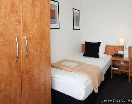 Uno Hotel Stuttgart Grossbettlingen 3* Großbettlingen