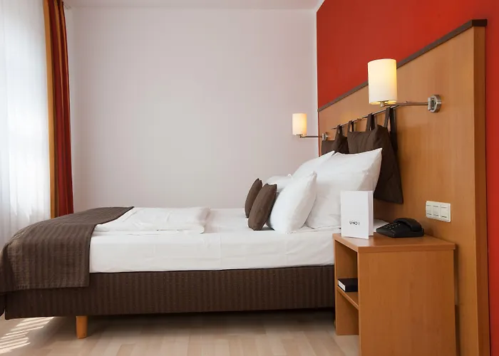 Hotel Uno Stuttgart 3*