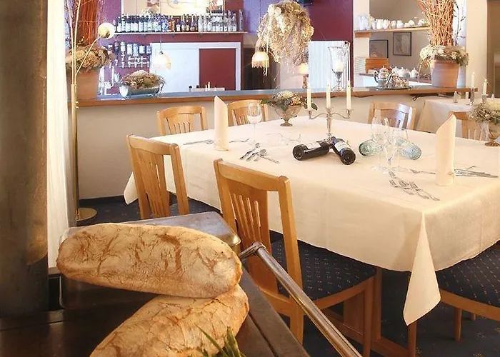 Uno Stuttgart 3* Großbettlingen